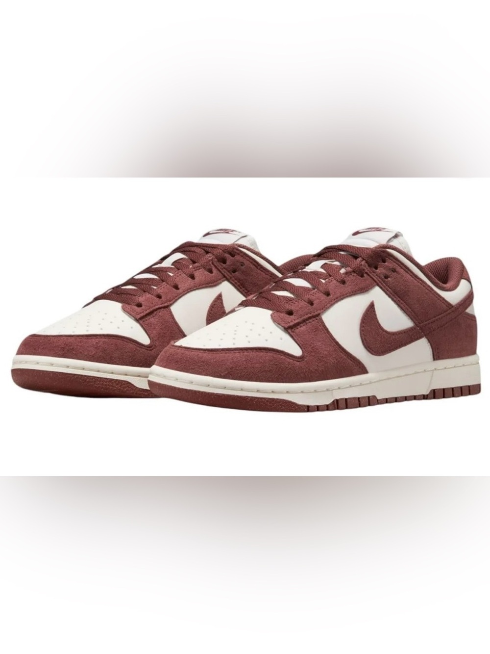 Nike Dunk Low Suede